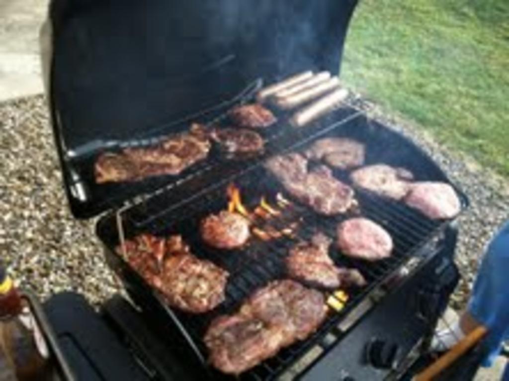 Grilling_meat